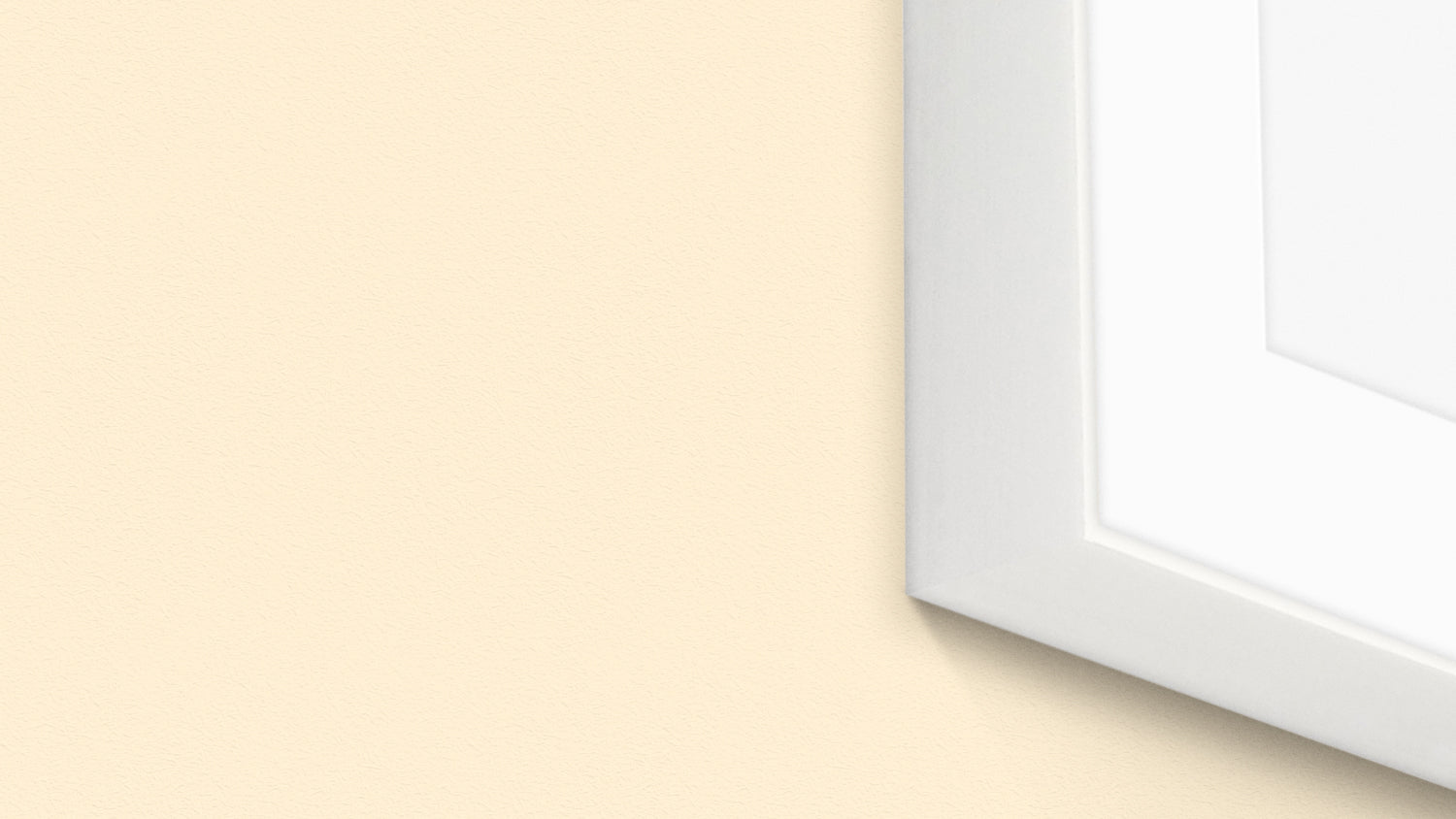 Helmsley Frame in White