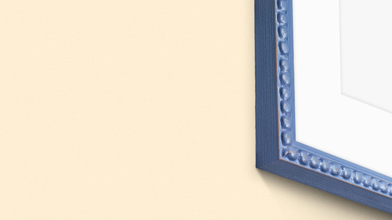Bobbin Frame in Sky Blue