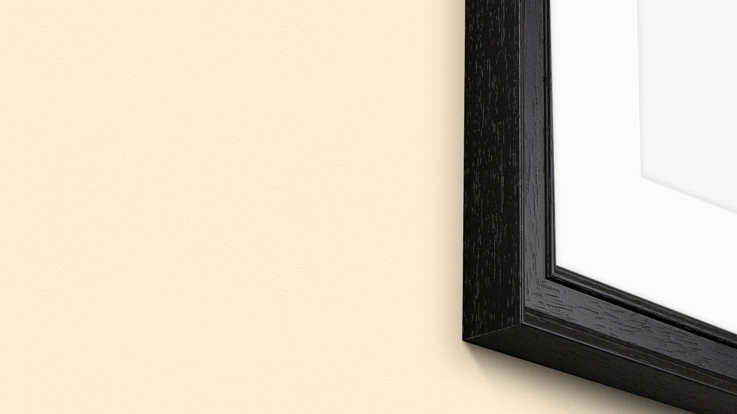 Cheltenham Frame in Black