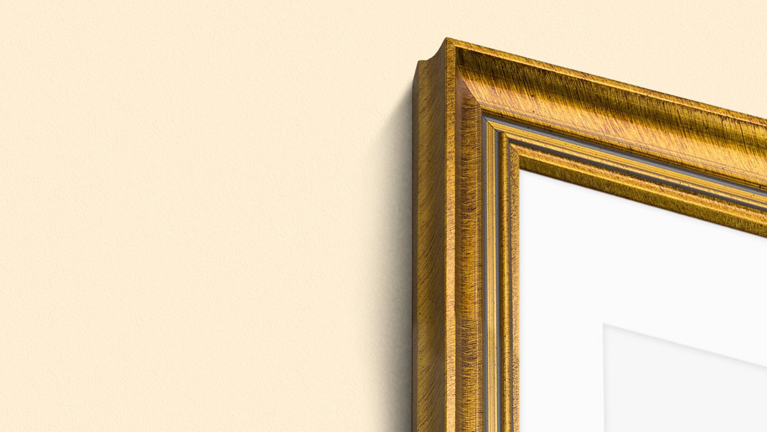 Richmond Frame in Gold